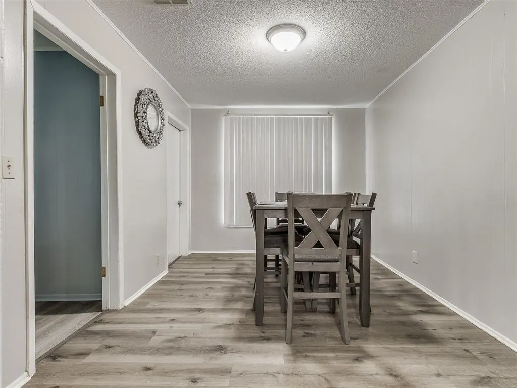 Photo 11 — 909 N McKinley Avenue, Shawnee, OK 74801