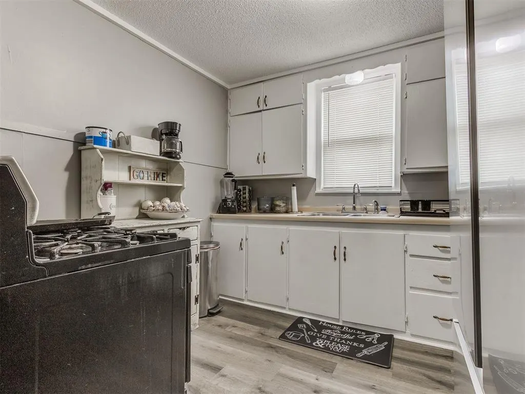 Photo 12 — 909 N McKinley Avenue, Shawnee, OK 74801
