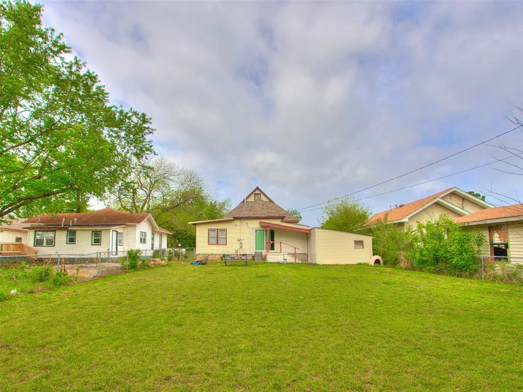 Photo 33 — 909 N McKinley Avenue, Shawnee, OK 74801