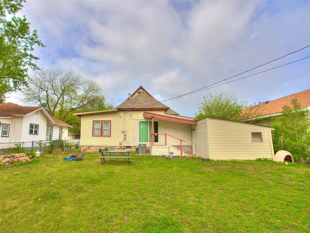 Photo 34 — 909 N McKinley Avenue, Shawnee, OK 74801