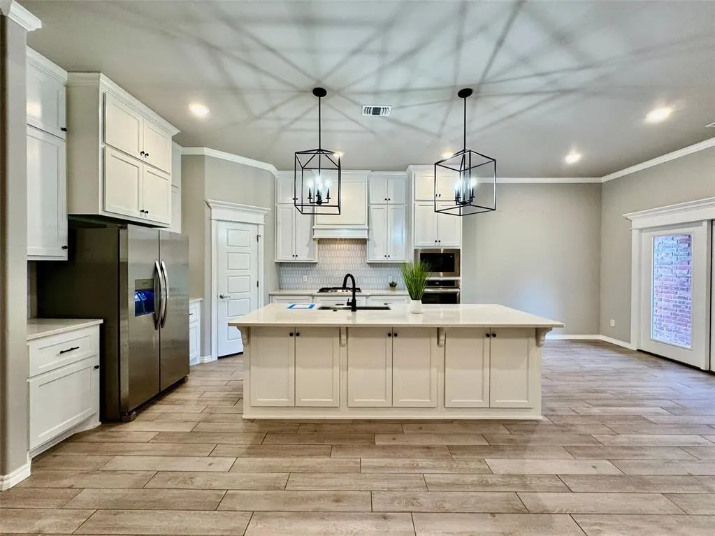 Photo 11 — 532 Texoma Drive, Edmond, OK 73025