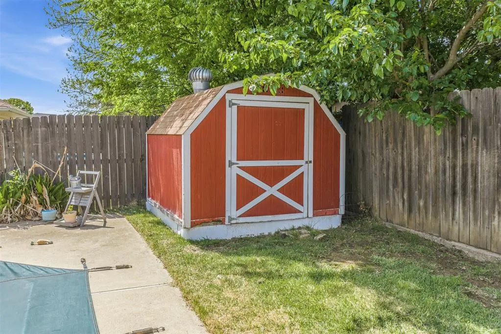 Photo 33 — 2001 NW 8th Avenue, Ardmore, OK 73401