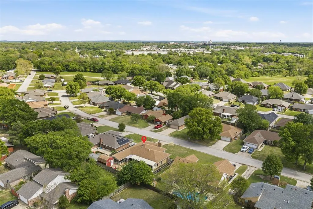 Photo 40 — 2001 NW 8th Avenue, Ardmore, OK 73401