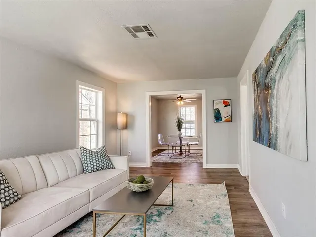 Photo 6 — 2137 NE 20th Street, Oklahoma City, OK 73111