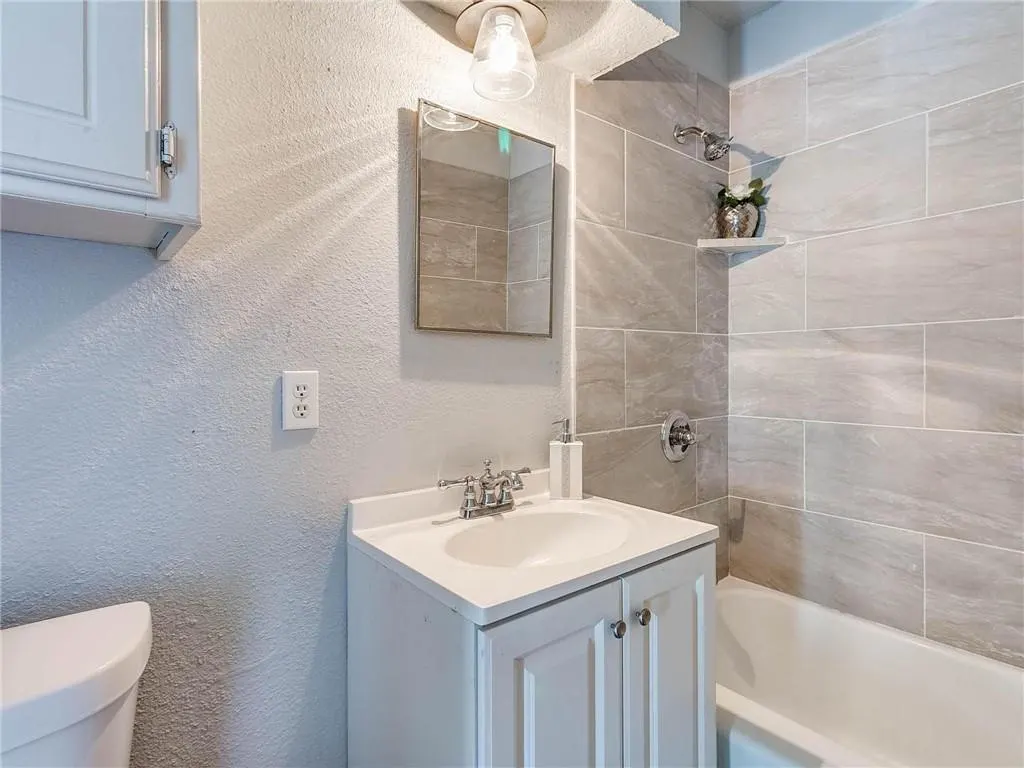 Photo 20 — 2137 NE 20th Street, Oklahoma City, OK 73111
