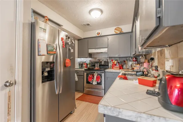 Photo 8 — 124 Barrett Place, Edmond, OK 73003