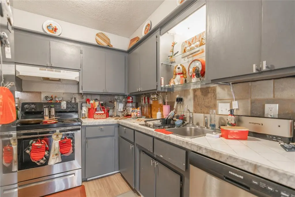 Photo 9 — 124 Barrett Place, Edmond, OK 73003