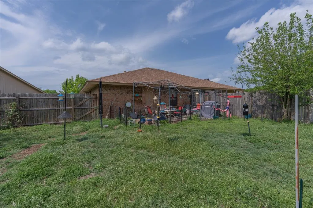 Photo 20 — 124 Barrett Place, Edmond, OK 73003