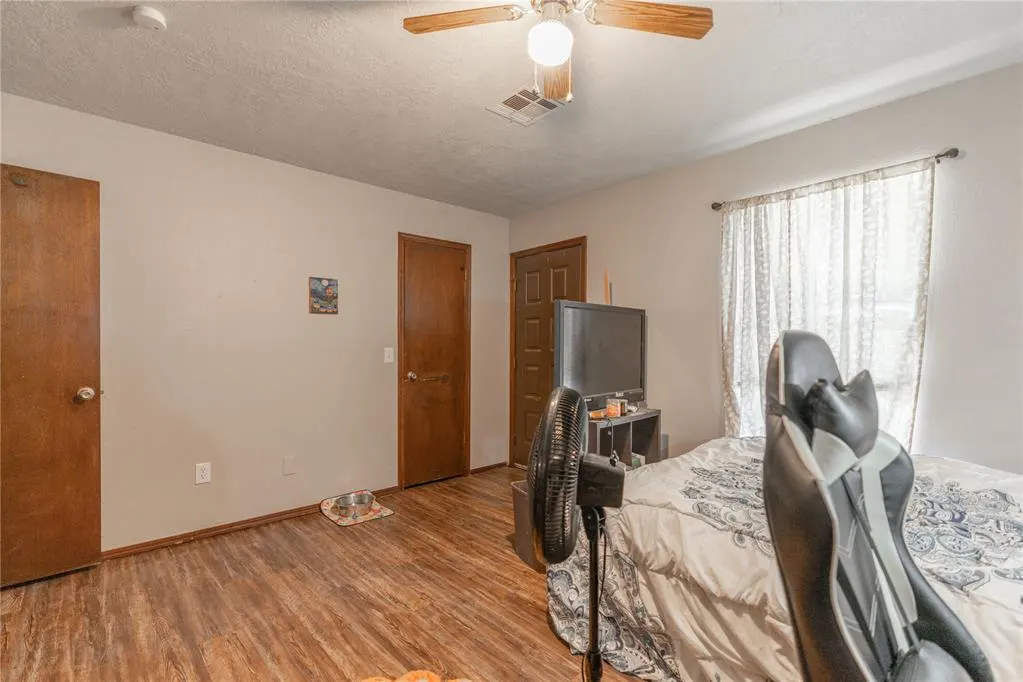 Photo 35 — 124 Barrett Place, Edmond, OK 73003