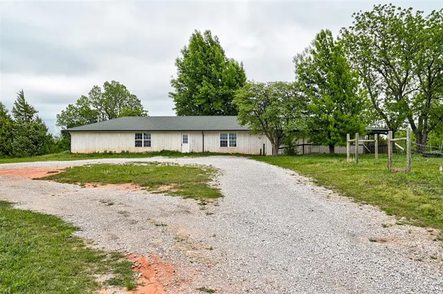 Photo 2 — 2134 N Rockwell Avenue, Newcastle, OK 73065