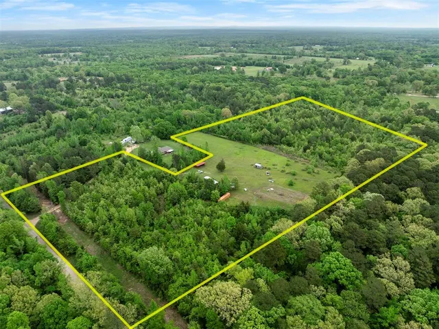 Photo 3 — 728 Whipporwill Road, Garvin, OK 74736