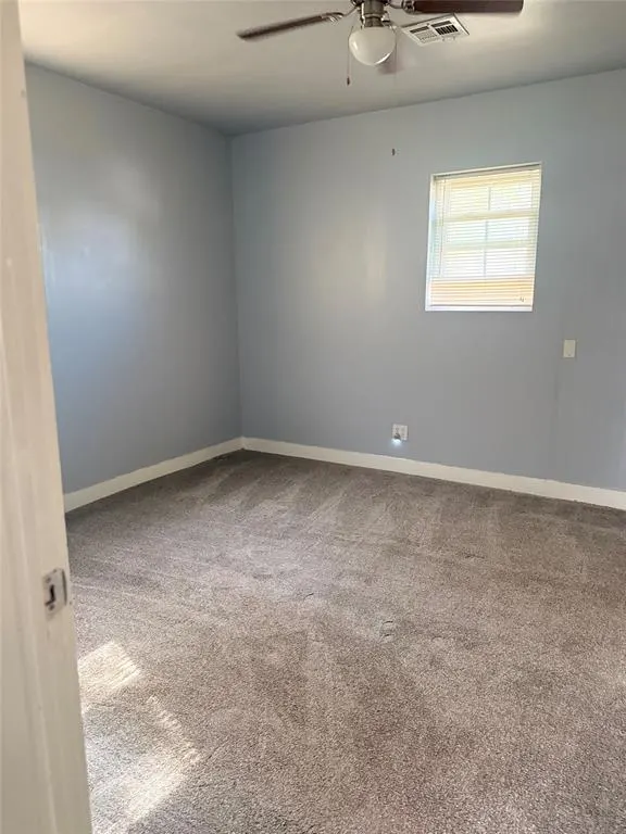 Photo 5 — 916 E A Street, Altus, OK 73521
