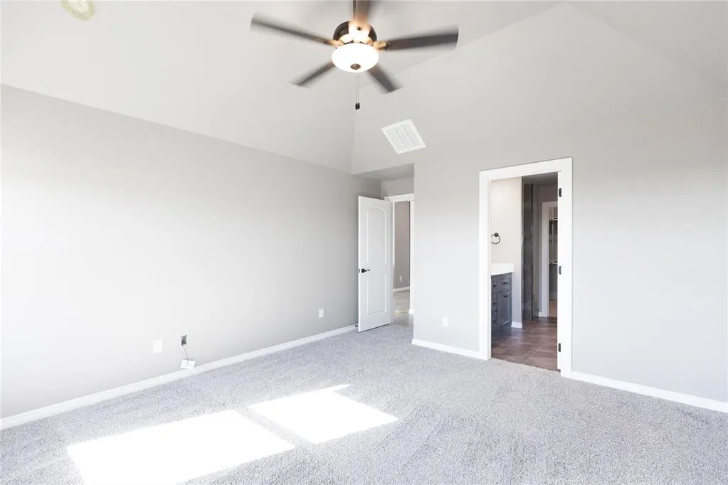 Photo 7 — 3220 Perch Drive, Yukon, OK 73099