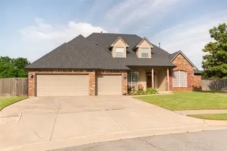 Sold home at 13909 Plantation Way