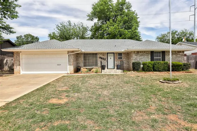 Photo 2 — 2607 Atwood Drive, Norman, OK 73069