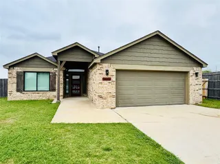 Sold home at 3642 E Cherryhill Court