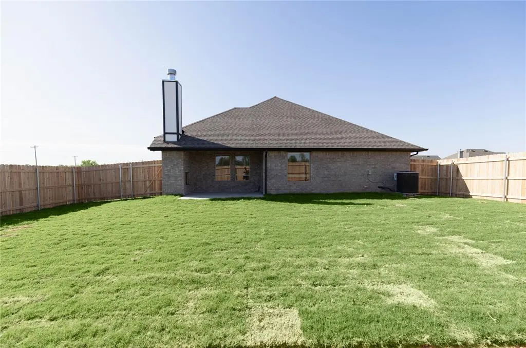 Photo 28 — 12201 SW 32nd Place, Yukon, OK 73099