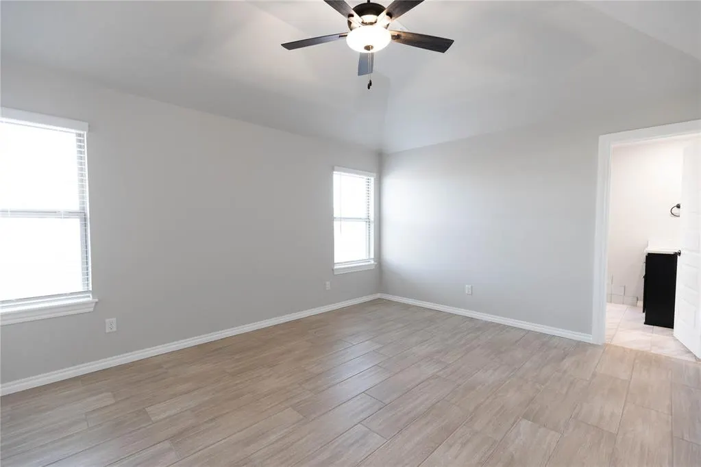 Photo 11 — 12201 SW 32nd Place, Yukon, OK 73099