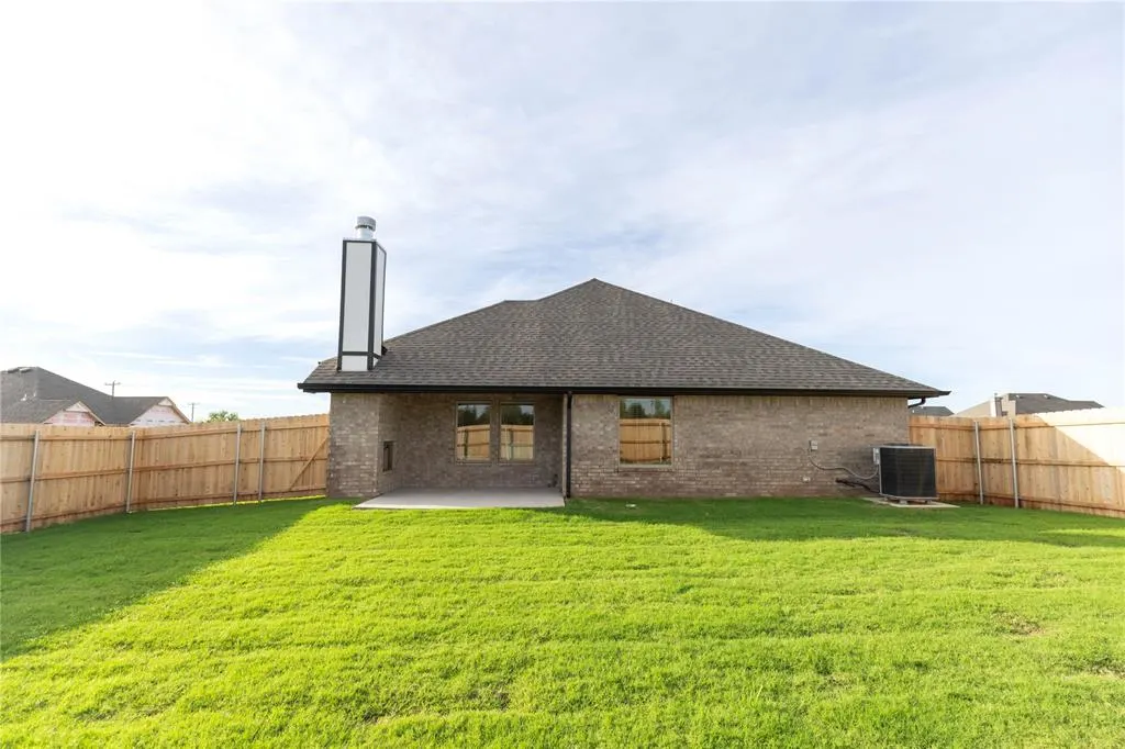 Photo 28 — 12201 SW 32nd Place, Yukon, OK 73099