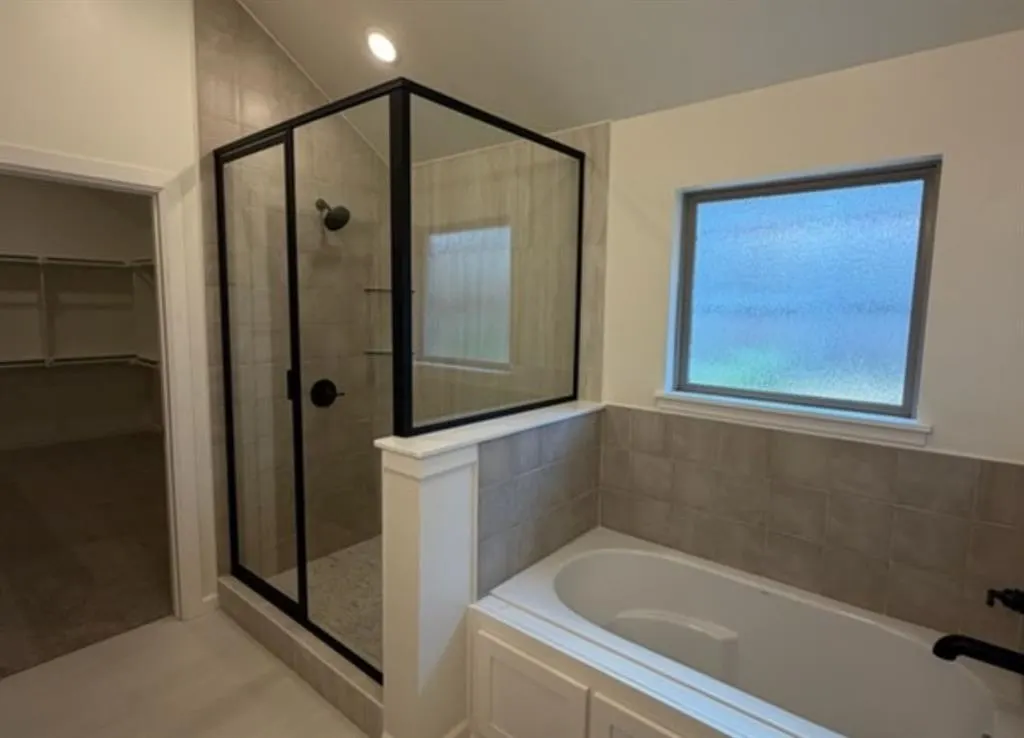 Photo 4 — 6117 Allen Scott Lane, Edmond, OK 73034