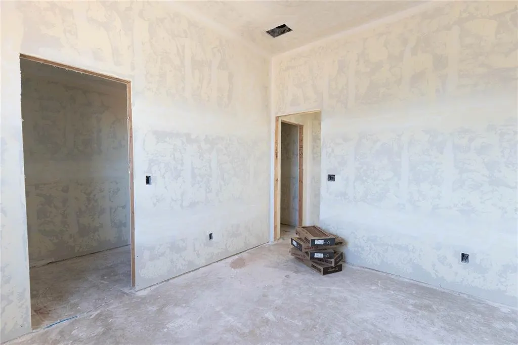 Photo 10 — 10332 SW 56th Street, Mustang, OK 73064