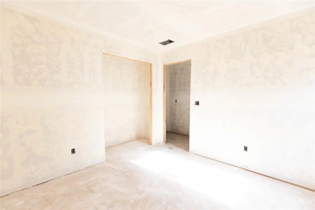 Photo 12 — 10332 SW 56th Street, Mustang, OK 73064
