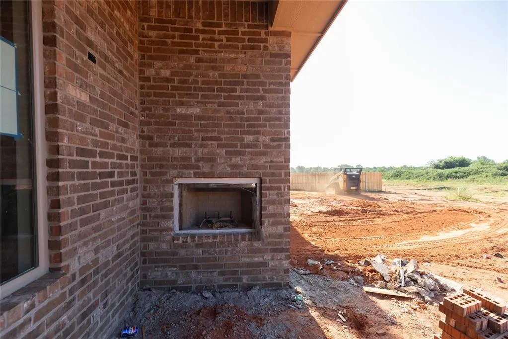 Photo 21 — 10332 SW 56th Street, Mustang, OK 73064