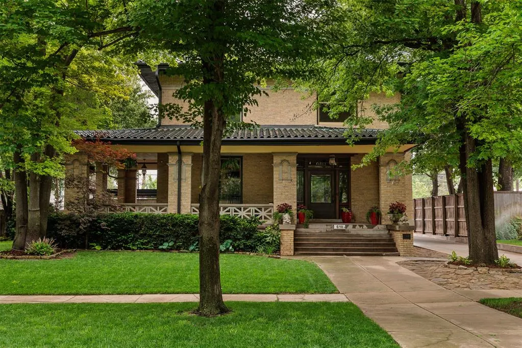 Front exterior — 610 NW 14th Street, Oklahoma City, OK 73103