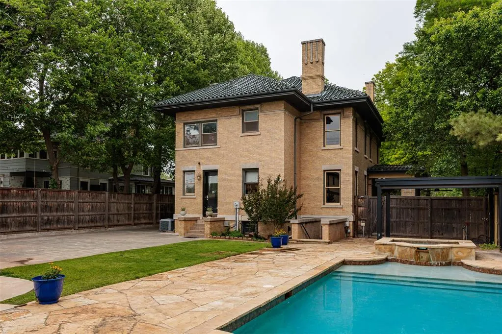 Photo 45 — 610 NW 14th Street, Oklahoma City, OK 73103