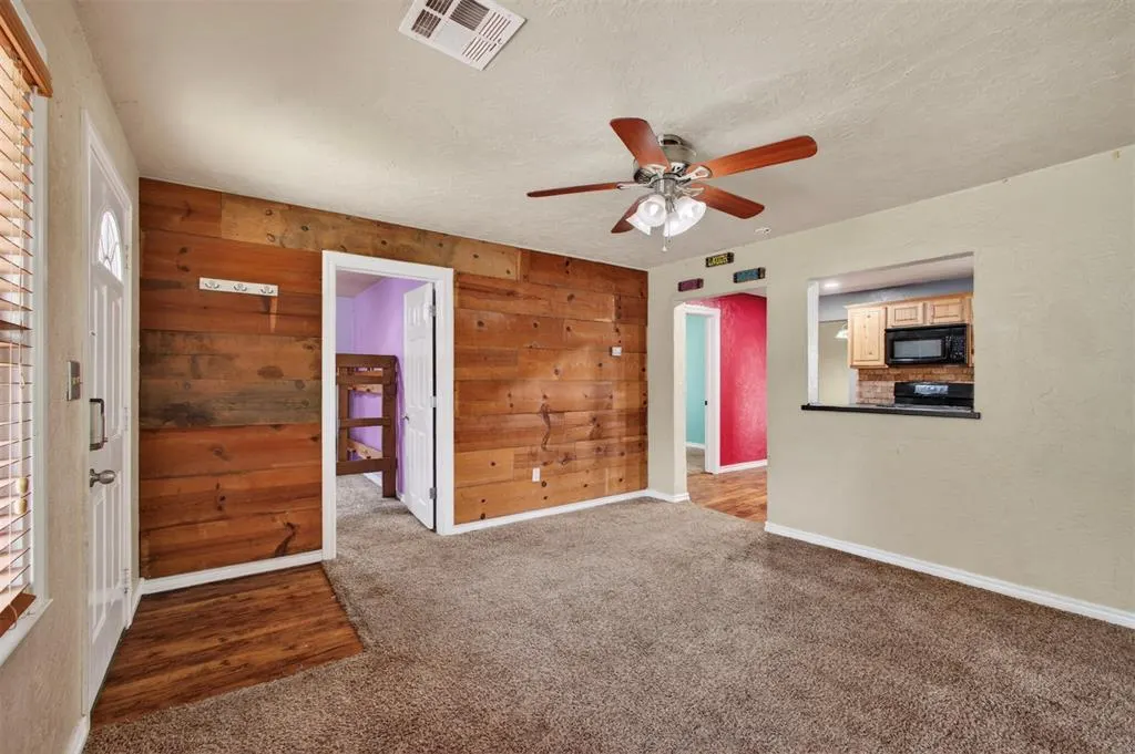Photo 4 — 1109 W A Avenue, Elk City, OK 73644