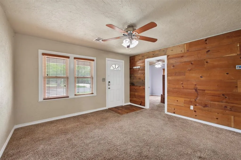 Photo 6 — 1109 W A Avenue, Elk City, OK 73644