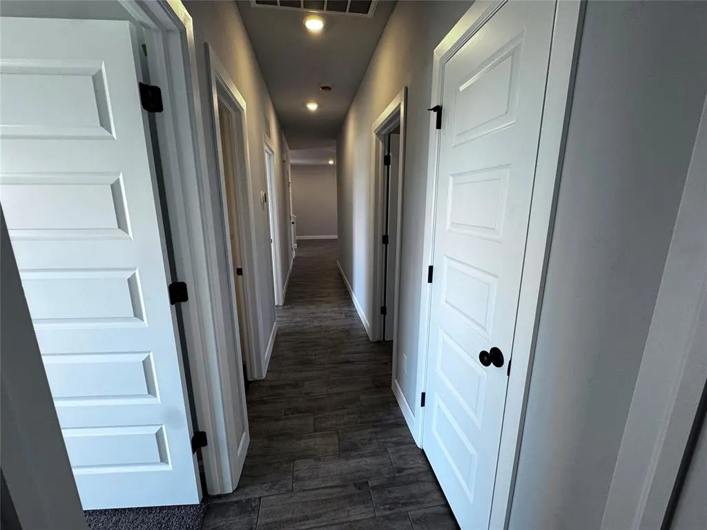 Photo 11 — 1300 Lighthorsemen Way, Choctaw, OK 73020