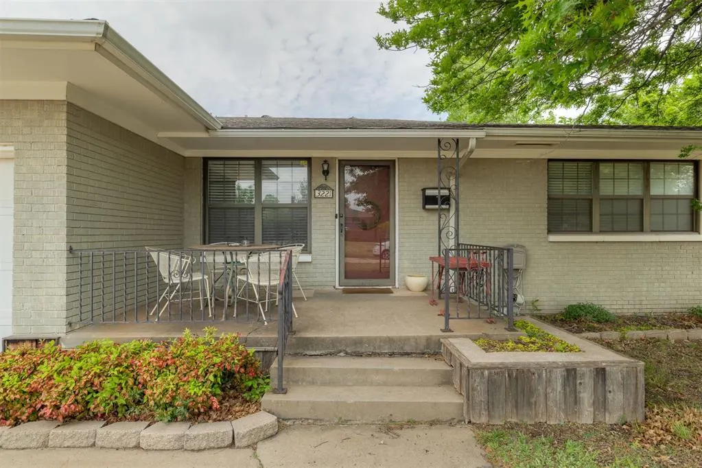Photo 2 — 3221 NW 67th Street, Oklahoma City, OK 73116