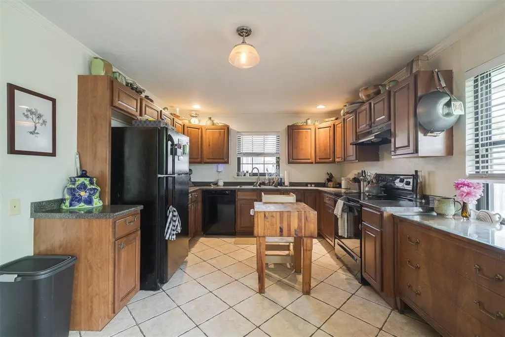 Photo 9 — 3221 NW 67th Street, Oklahoma City, OK 73116