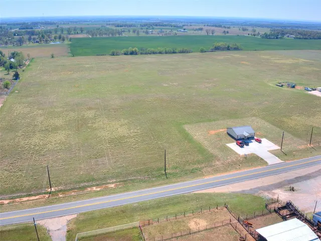 Photo 4 — 14675 W Crescent Dover Road, Crescent, OK 73028