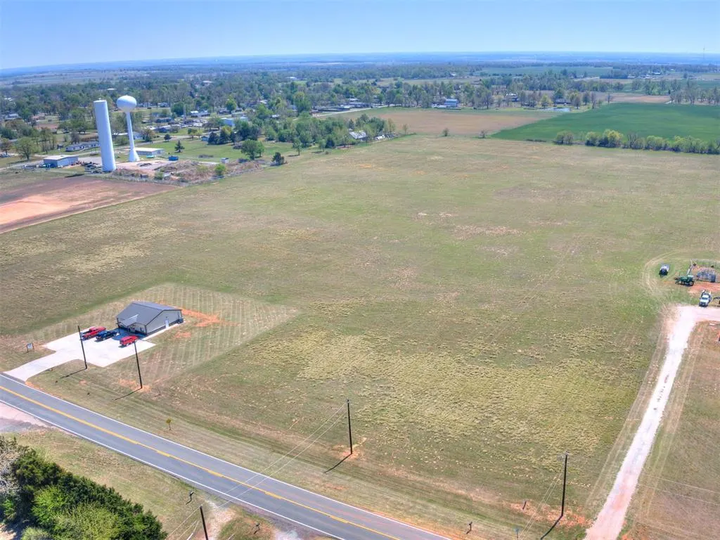 Photo 9 — 14675 W Crescent Dover Road, Crescent, OK 73028