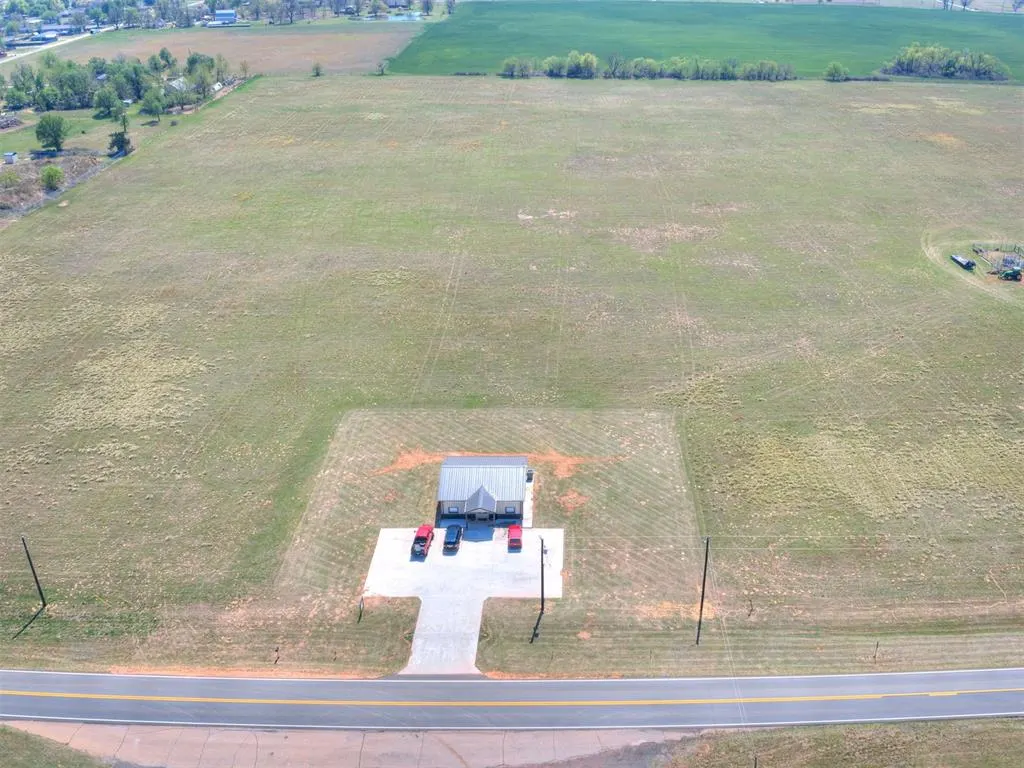 Photo 12 — 14675 W Crescent Dover Road, Crescent, OK 73028