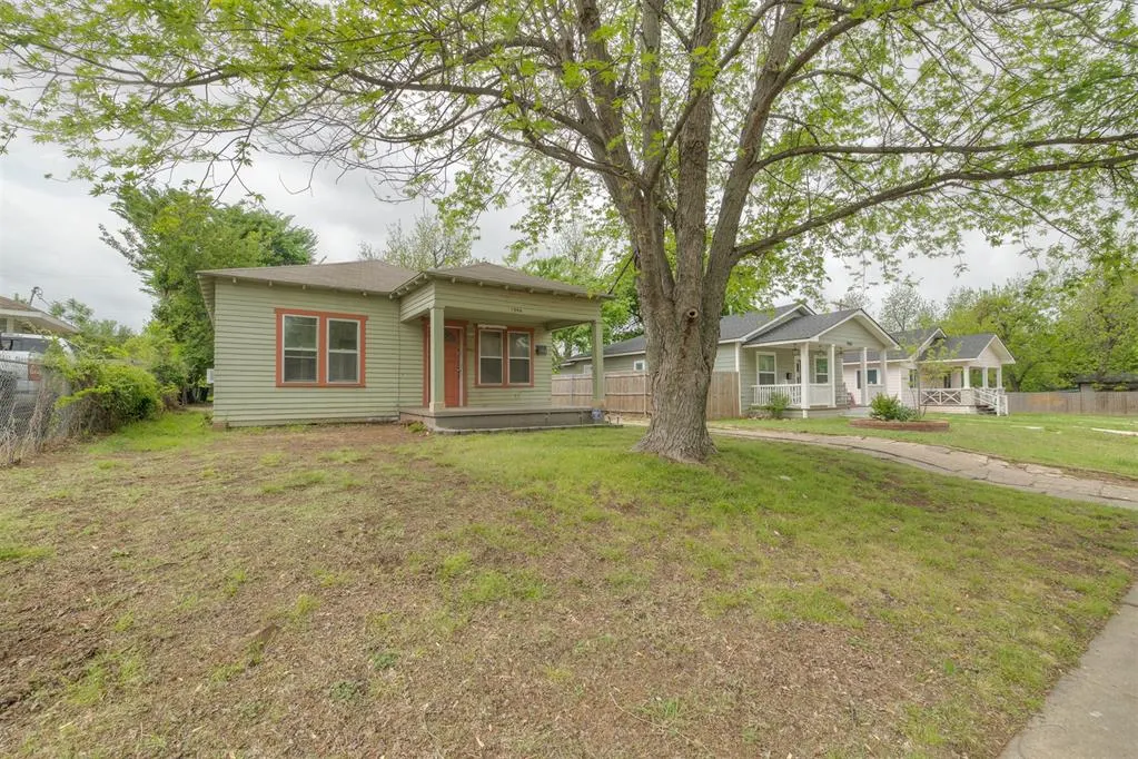 Photo 2 — 1946 NW 15th Street, Oklahoma City, OK 73106