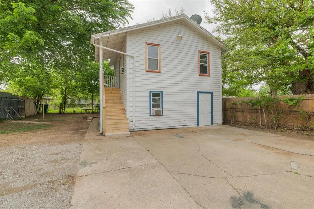 Photo 6 — 1946 NW 15th Street, Oklahoma City, OK 73106