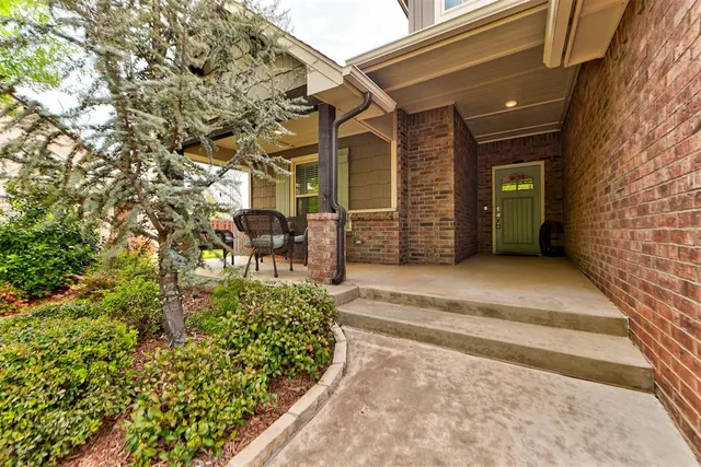 Photo 3 — 3332 Briargate Road, Edmond, OK 73034