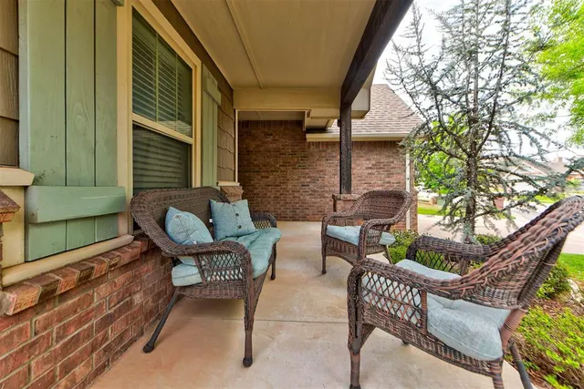 Photo 4 — 3332 Briargate Road, Edmond, OK 73034