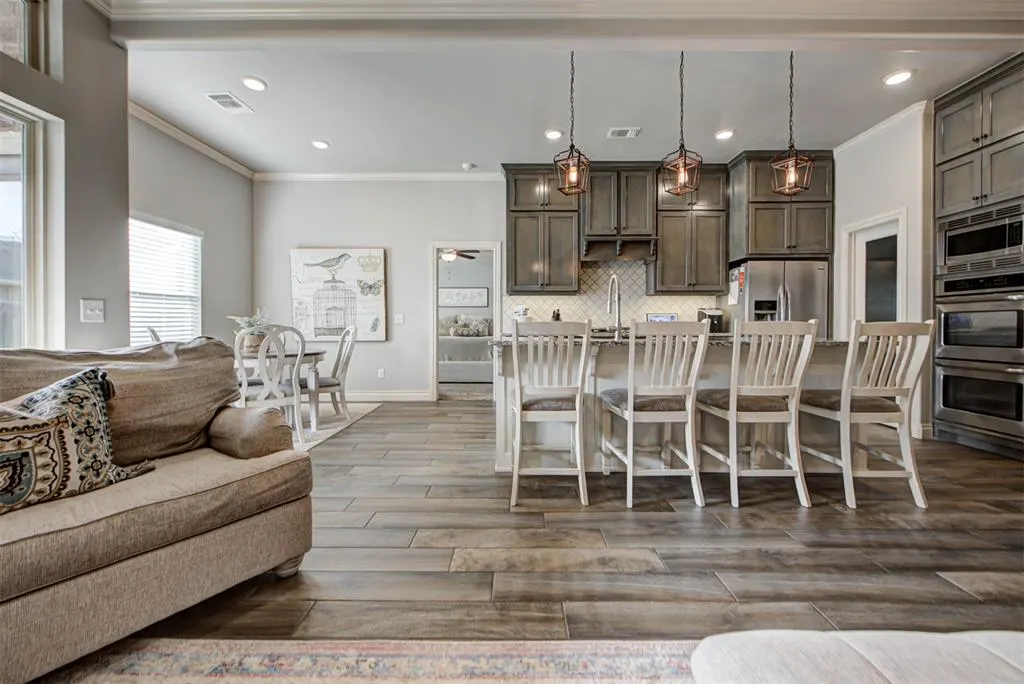 Photo 11 — 3332 Briargate Road, Edmond, OK 73034