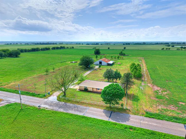 Photo 3 — 18740 84th Street, Lexington, OK 73051