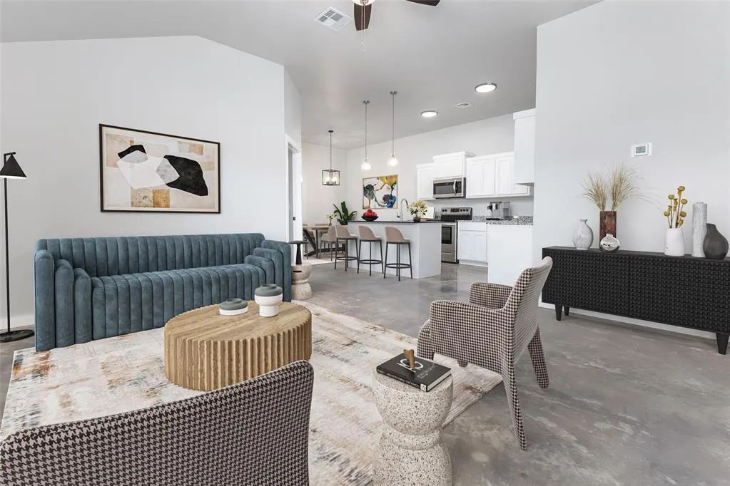 Photo 3 — 2327 SW 90 Place, Oklahoma City, OK 73159