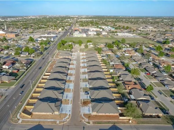 Photo 5 — 2327 SW 90 Place, Oklahoma City, OK 73159