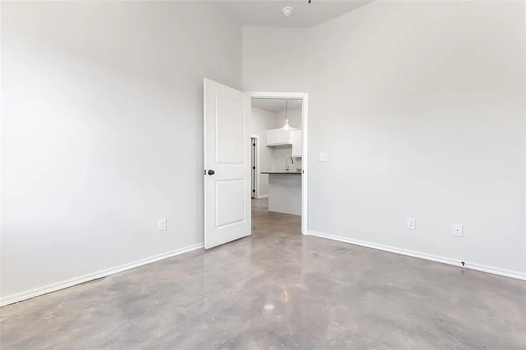 Photo 13 — 2327 SW 90 Place, Oklahoma City, OK 73159