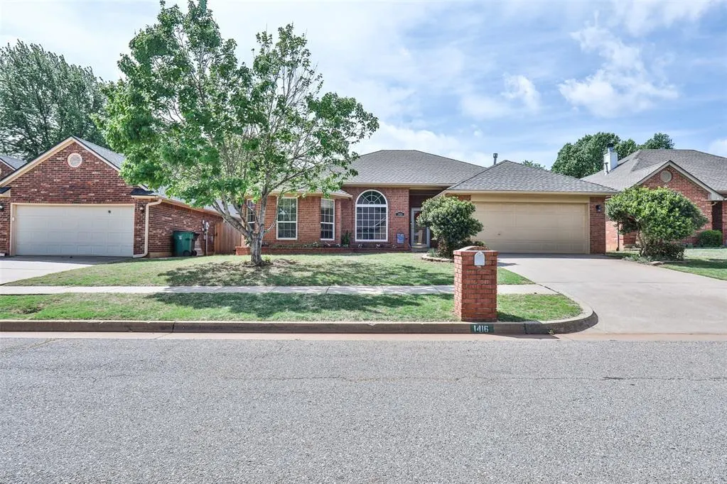 Photo 2 — 1416 NW 182nd Street, Edmond, OK 73012
