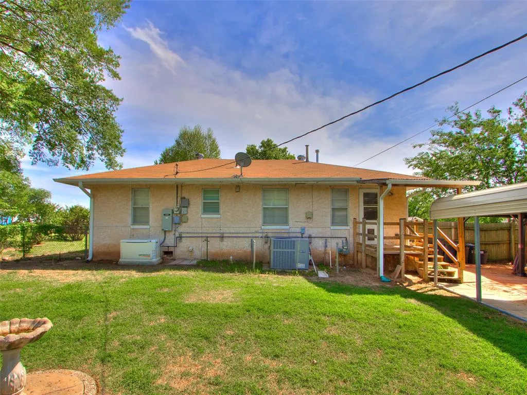 Photo 19 — 6021 NW 57th Street, Warr Acres, OK 73122