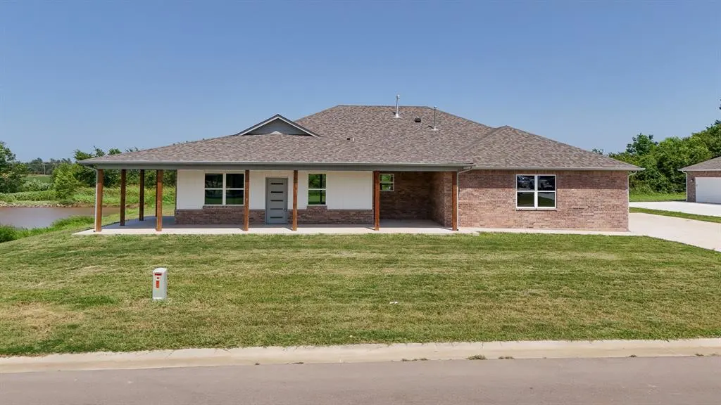 Front exterior — 206 Olde Mill Court, Jones, OK 73049