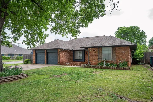 Front exterior — 6112 N Allison Drive, Oklahoma City, OK 73112